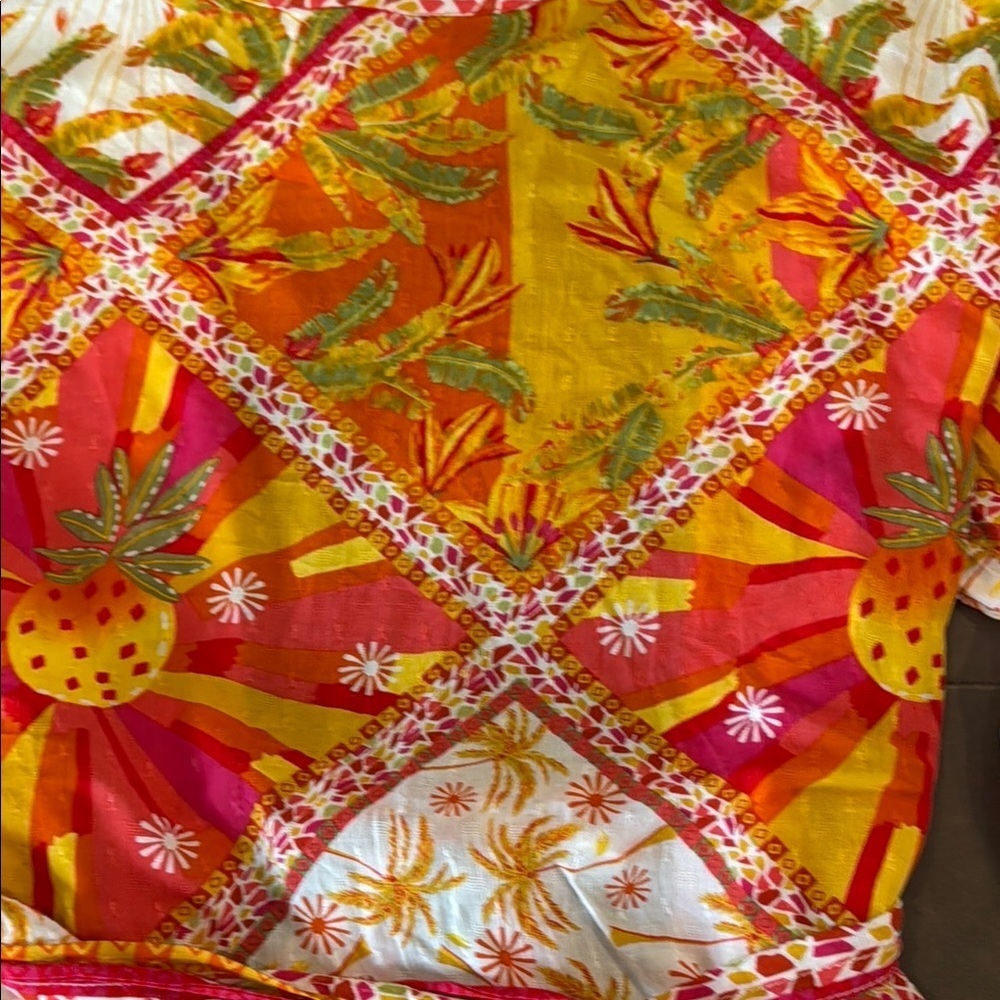 Haute Hippie White Multi Tropical Pineapple Belted Kimono Jacket Size Medium NWT - Picture 8 of 14